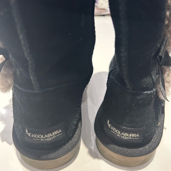 Koolaburra by Ugg boots for girls size 6 black - Picture 3 of 6